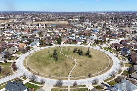 Tiny photo for 7816 Marquette Drive, Tinley Park, IL 60477 (MLS # 12602261)