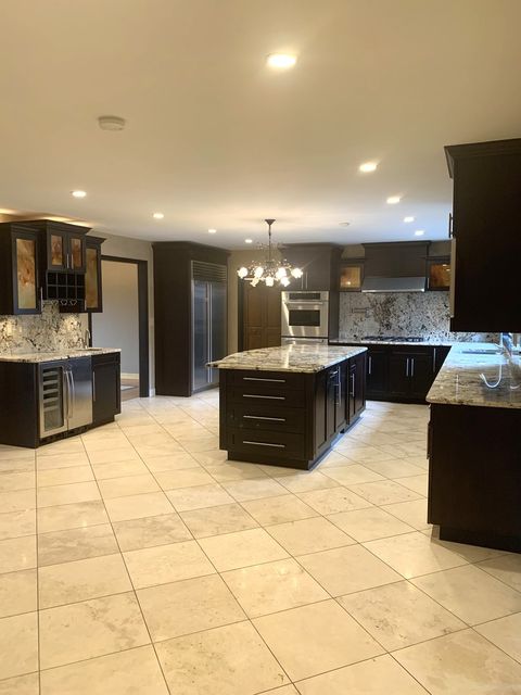 Tiny photo for 35 Revere Drive, South Barrington, IL 60010 (MLS # 12600531)