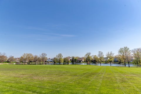 Tiny photo for 4008 N Walnut Avenue, Arlington Heights, IL 60004 (MLS # 12712322)