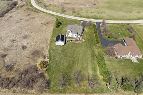 Tiny photo for 17423 Cobblestone Bend, Marengo, IL 60152 (MLS # 12589425)