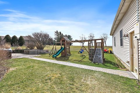 Tiny photo for 17423 Cobblestone Bend, Marengo, IL 60152 (MLS # 12589425)