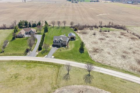 Tiny photo for 17423 Cobblestone Bend, Marengo, IL 60152 (MLS # 12589425)