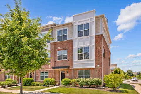 Photo of 2961 Reflection Drive, Naperville, IL 60564 (MLS # 12637186)