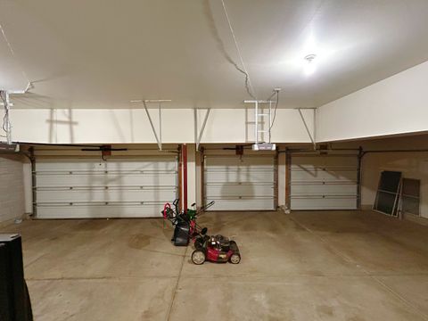 Tiny photo for 3 Barton Creek Court, Lake In The Hills, IL 60156 (MLS # 12557940)