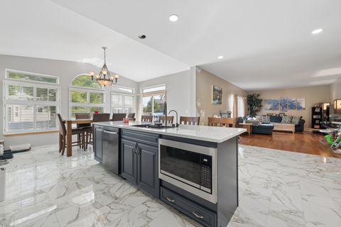 Tiny photo for 2014 Fieldstone Court, Plainfield, IL 60586 (MLS # 12624817)