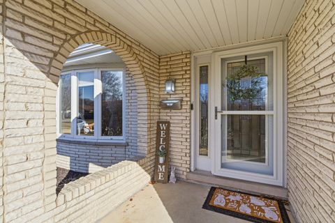 Tiny photo for 17005 Ridgeland Avenue, Tinley Park, IL 60477 (MLS # 12570381)