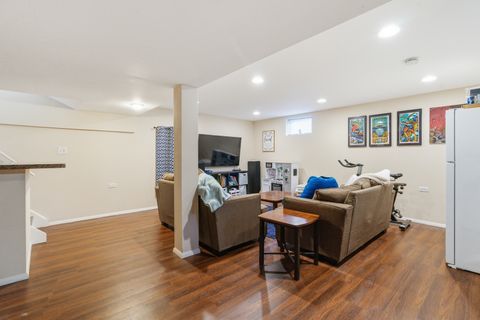 Tiny photo for 17005 Ridgeland Avenue, Tinley Park, IL 60477 (MLS # 12570381)