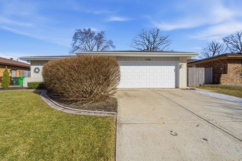 Photo of 17005 Ridgeland Avenue, Tinley Park, IL 60477 (MLS # 12570381)