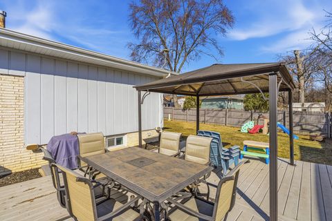 Tiny photo for 17005 Ridgeland Avenue, Tinley Park, IL 60477 (MLS # 12570381)