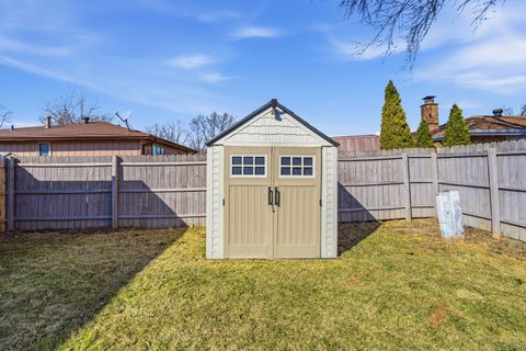 Tiny photo for 17005 Ridgeland Avenue, Tinley Park, IL 60477 (MLS # 12570381)