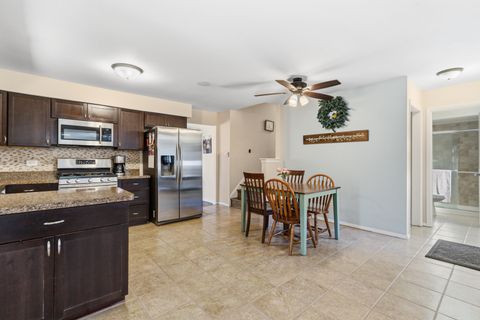 Tiny photo for 17005 Ridgeland Avenue, Tinley Park, IL 60477 (MLS # 12570381)