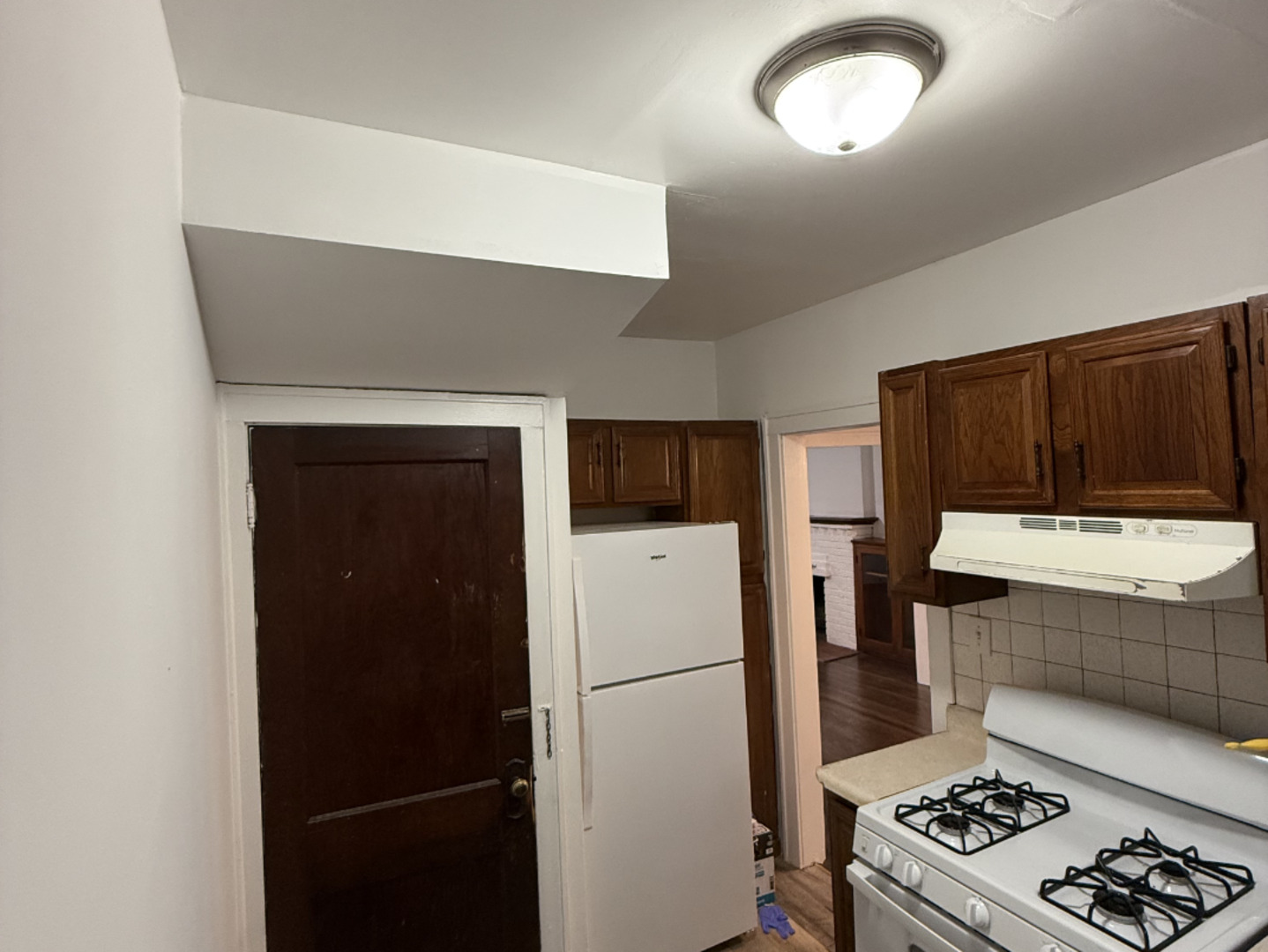 25 Keller Avenue N