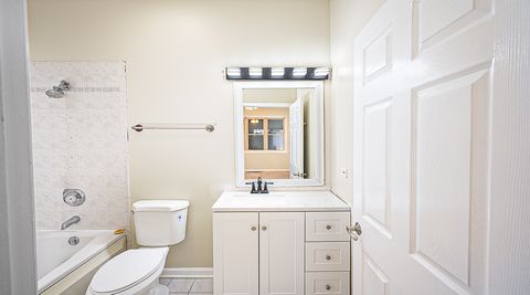 Tiny photo for 4507 S Lake Park Avenue #3S, Chicago, IL 60653 (MLS # 12492515)