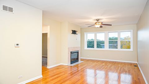 Tiny photo for 4507 S Lake Park Avenue #3S, Chicago, IL 60653 (MLS # 12492515)