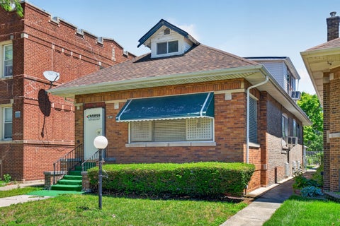 Tiny photo for 7915 S Calumet Avenue, Chicago, IL 60619 (MLS # 12679748)