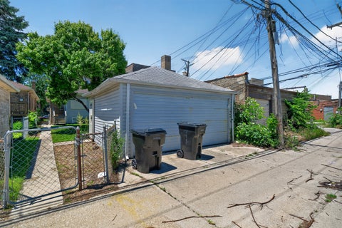 Tiny photo for 7915 S Calumet Avenue, Chicago, IL 60619 (MLS # 12679748)