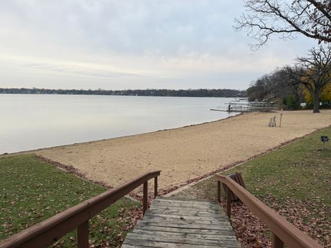 A home in Round Lake