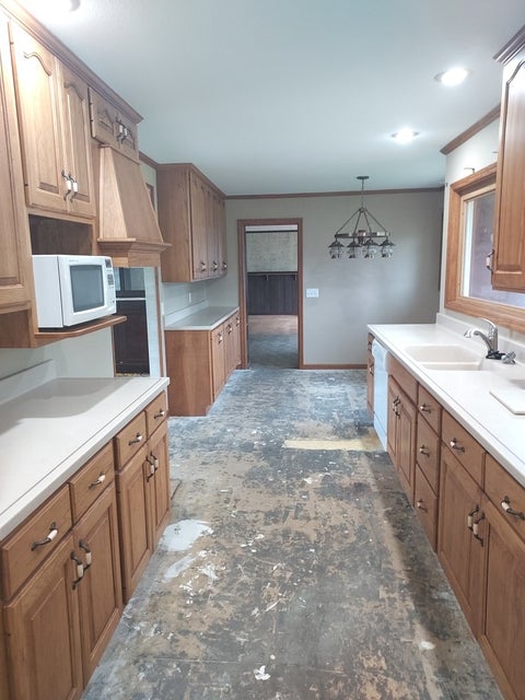 Tiny photo for 34 Walnut Circle, Tuscola, IL 61953 (MLS # 12680883)