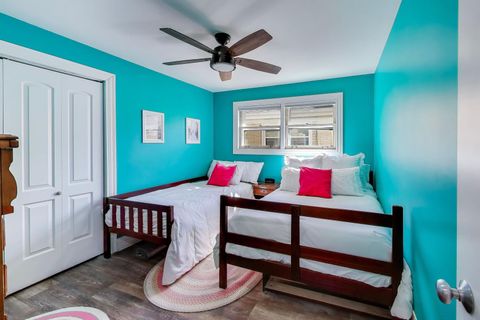 Tiny photo for 8407 N Olcott Avenue, Niles, IL 60714 (MLS # 12610681)