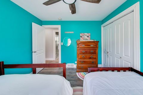 Tiny photo for 8407 N Olcott Avenue, Niles, IL 60714 (MLS # 12610681)