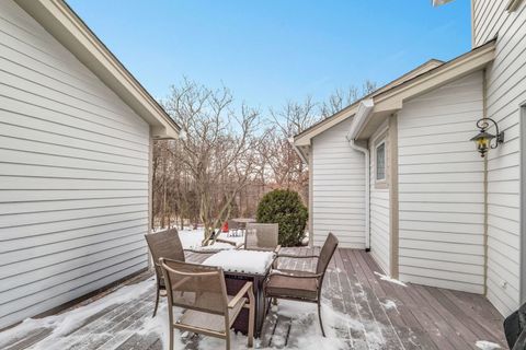 Tiny photo for 10 Deerpath Lane, Palos Park, IL 60464 (MLS # 12610668)