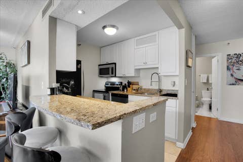 Tiny photo for 10 E Ontario Street #905, Chicago, IL 60611 (MLS # 12737969)