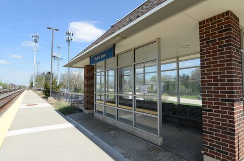 Tiny photo for 205 Taylor Court, Buffalo Grove, IL 60089 (MLS # 12625155)