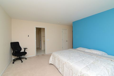 Tiny photo for 205 Taylor Court, Buffalo Grove, IL 60089 (MLS # 12625155)