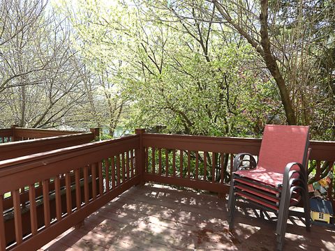 Tiny photo for 205 Taylor Court, Buffalo Grove, IL 60089 (MLS # 12625155)