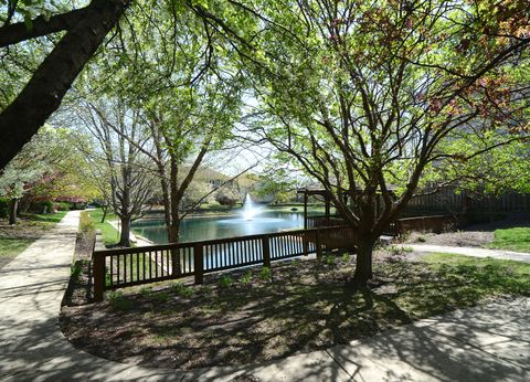 Tiny photo for 205 Taylor Court, Buffalo Grove, IL 60089 (MLS # 12625155)