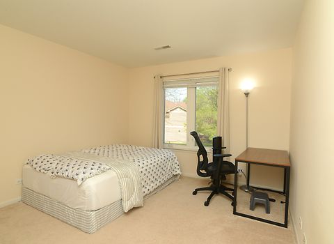 Tiny photo for 205 Taylor Court, Buffalo Grove, IL 60089 (MLS # 12625155)