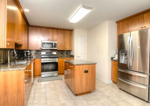 Tiny photo for 205 Taylor Court, Buffalo Grove, IL 60089 (MLS # 12625155)