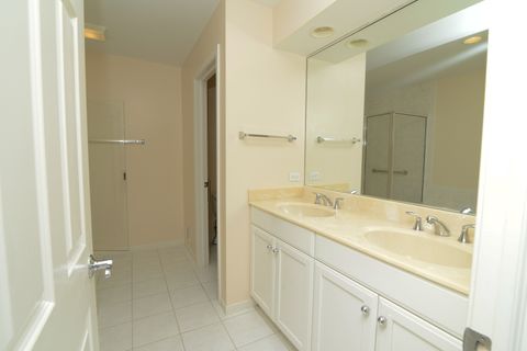 Tiny photo for 205 Taylor Court, Buffalo Grove, IL 60089 (MLS # 12625155)