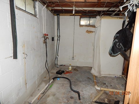 Tiny photo for 723 S 12th Street, Clinton, IA 52732 (MLS # 12777515)