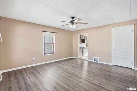 Tiny photo for 1649 FLORENCE Lane, Davenport, IA 52804 (MLS # QC4269903)