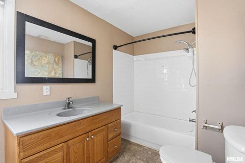 Tiny photo for 1649 FLORENCE Lane, Davenport, IA 52804 (MLS # QC4269903)