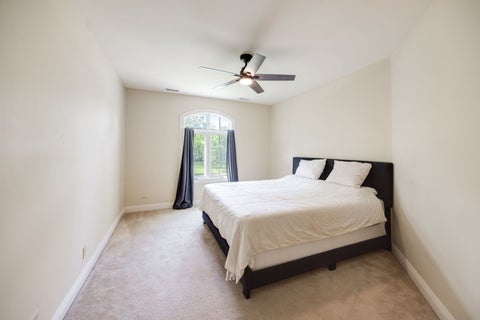 Tiny photo for 7508 Forest Oak Drive, McHenry, IL 60050 (MLS # 12659751)
