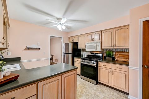Tiny photo for 109 Meadowlark Drive #109, Countryside, IL 60525 (MLS # 12515483)