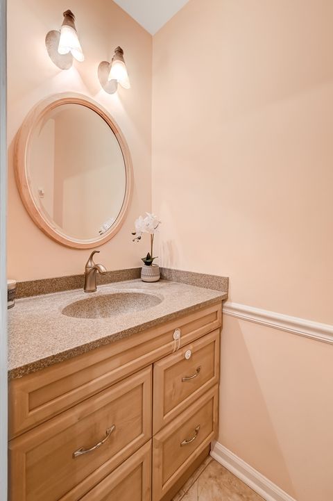 Tiny photo for 109 Meadowlark Drive #109, Countryside, IL 60525 (MLS # 12515483)