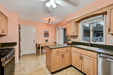 Tiny photo for 109 Meadowlark Drive #109, Countryside, IL 60525 (MLS # 12515483)