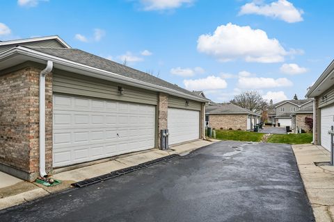 Tiny photo for 109 Meadowlark Drive #109, Countryside, IL 60525 (MLS # 12515483)