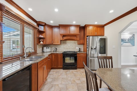 Tiny photo for 252 W Golfview Terrace, Palatine, IL 60067 (MLS # 12712366)