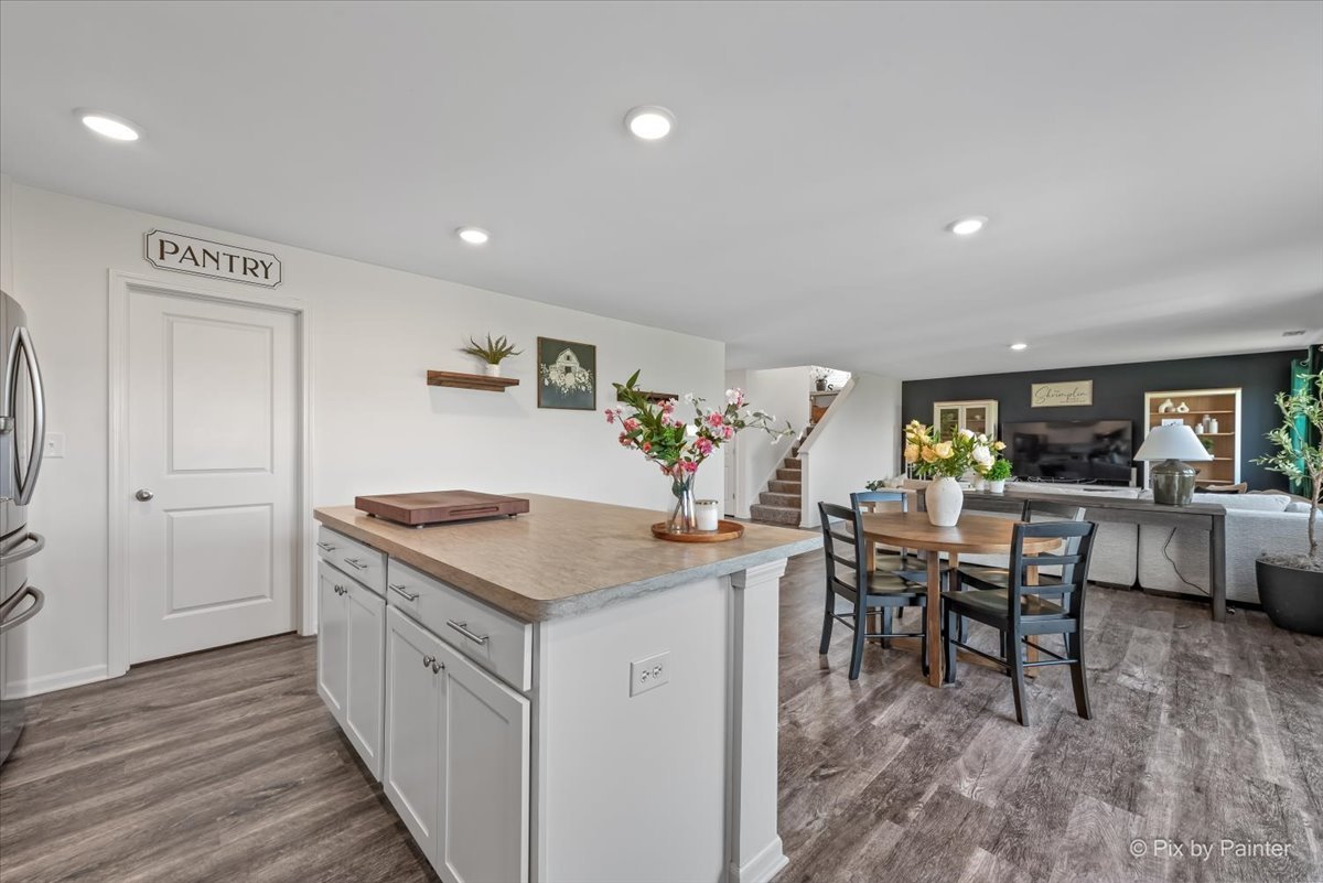 1715 Bayberry Lane