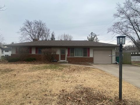 Photo of 813 Oakley Avenue, Streator, IL 61364 (MLS # 12592518)