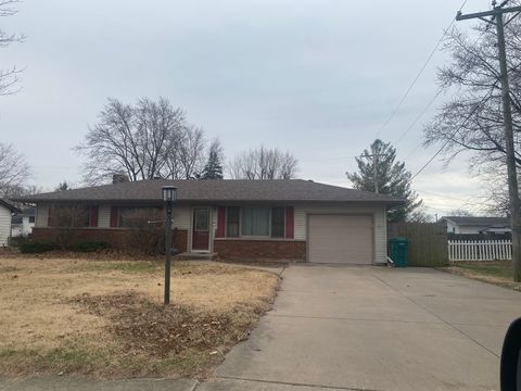 Tiny photo for 813 Oakley Avenue, Streator, IL 61364 (MLS # 12592518)