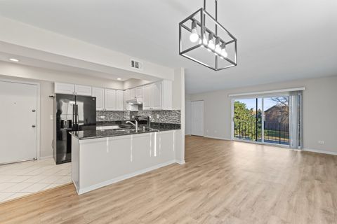 Tiny photo for 15308 Treetop Drive #3A, Orland Park, IL 60462 (MLS # 12529448)