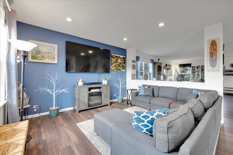 Tiny photo for 435 Fawn Drive, Oswego, IL 60543 (MLS # 12492250)