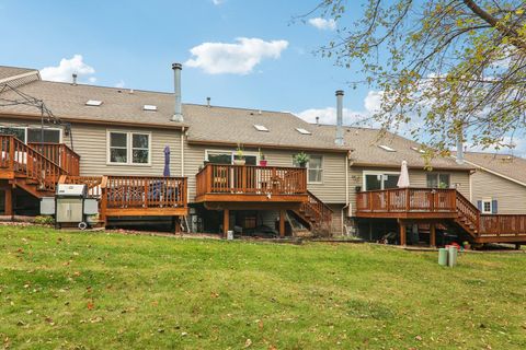 Tiny photo for 603 RIVER BLUFF Drive #603, Carpentersville, IL 60110 (MLS # 12498712)