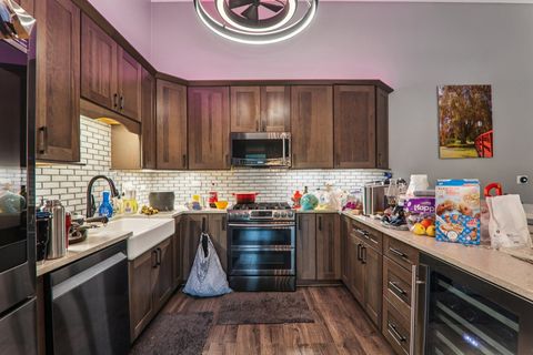 Tiny photo for 603 RIVER BLUFF Drive #603, Carpentersville, IL 60110 (MLS # 12498712)