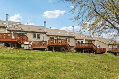 Tiny photo for 603 RIVER BLUFF Drive #603, Carpentersville, IL 60110 (MLS # 12498712)